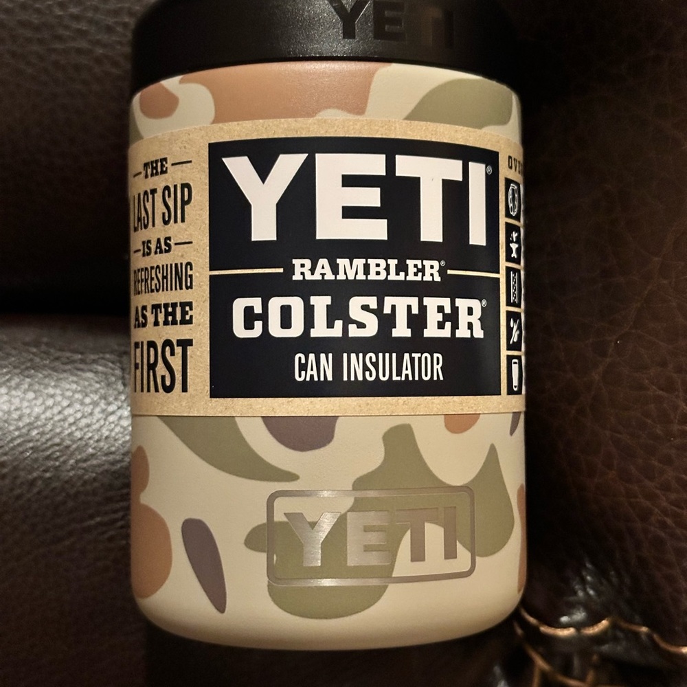 YETI Rambler Colster Can Insulator - Camouflage